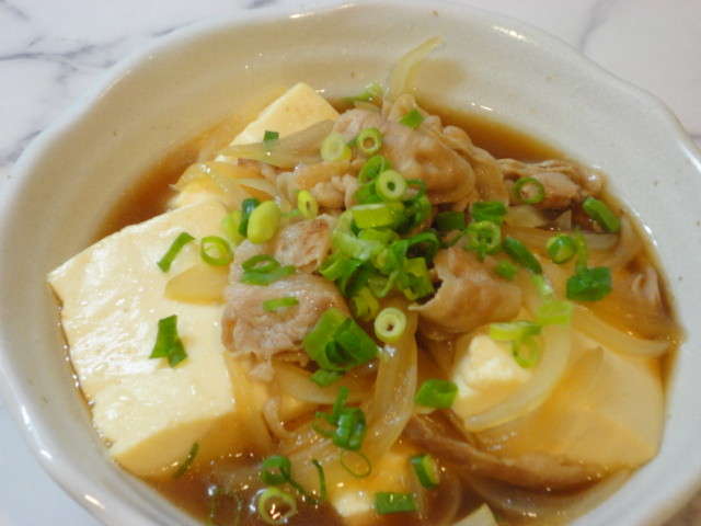豚ばらが最高! 肉豆腐